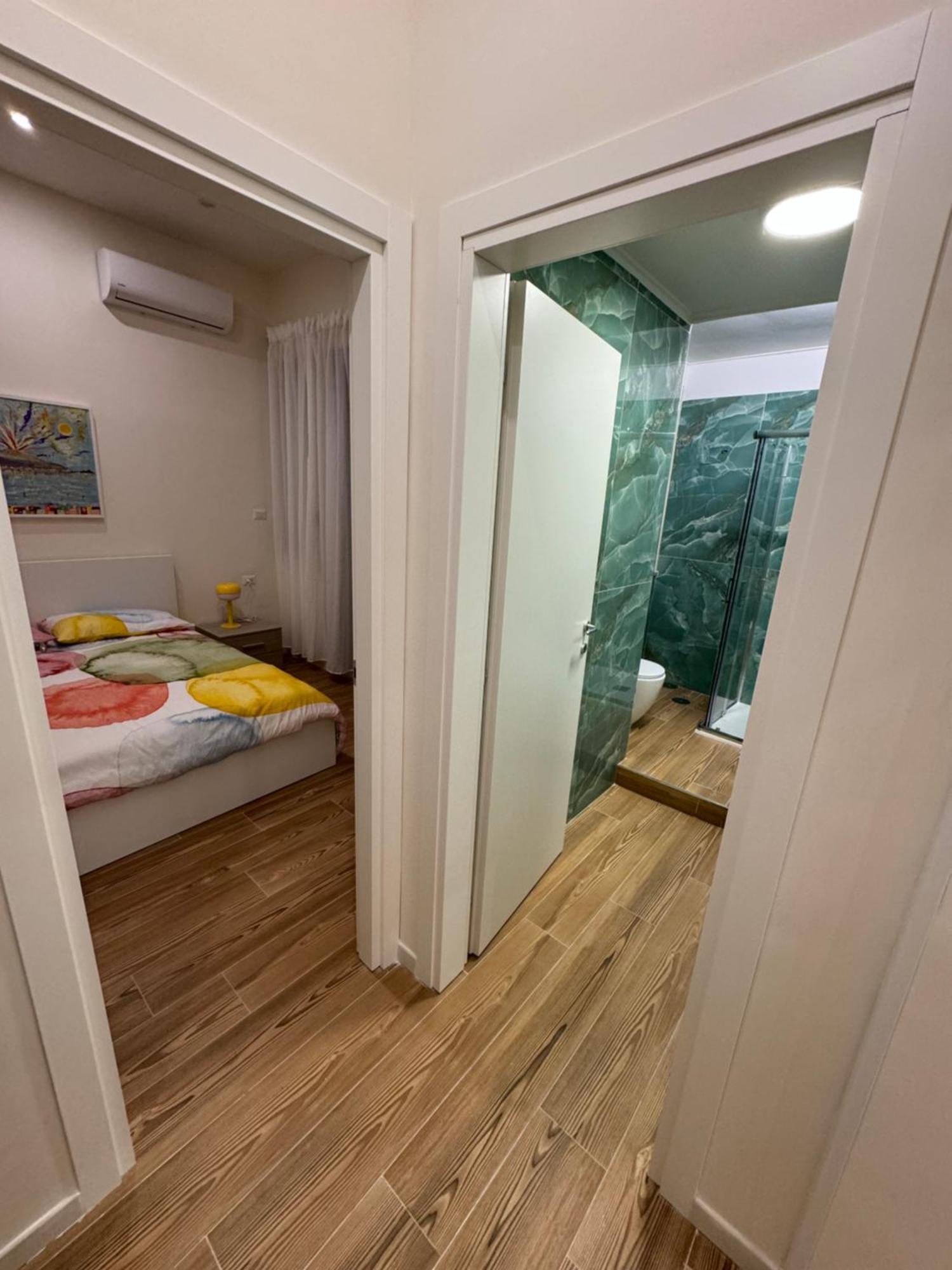 La Dimora Di Cinzia Apartamento Nápoles Exterior foto